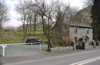Click for hut page and email address Beetham Cottage Patterdale